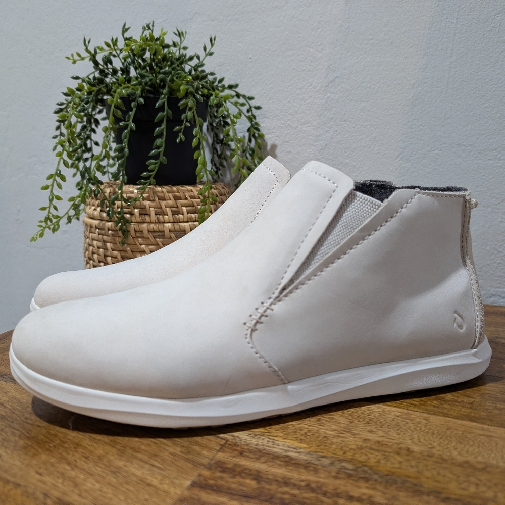 New Women's OLUKAI Fox/Off White Hawai‘iloa Manu Hope Leather Boot Size 11 Shoes
